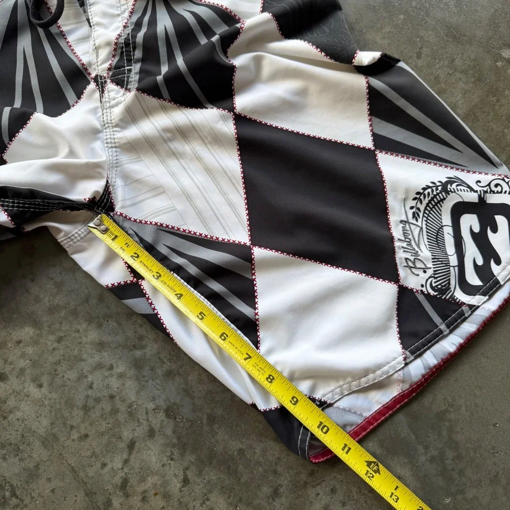 Billabong Mens Board Shorts Size 31 Black White Harlequin Diamond M1315DIA